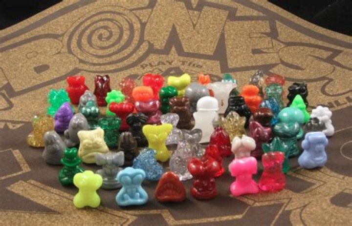 90s Fads & Collectibles Everland Clothing