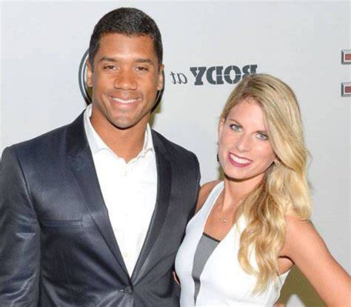 Ashton Meem Wilson, Russell&rsquo;s ExWife 5 Fast Facts