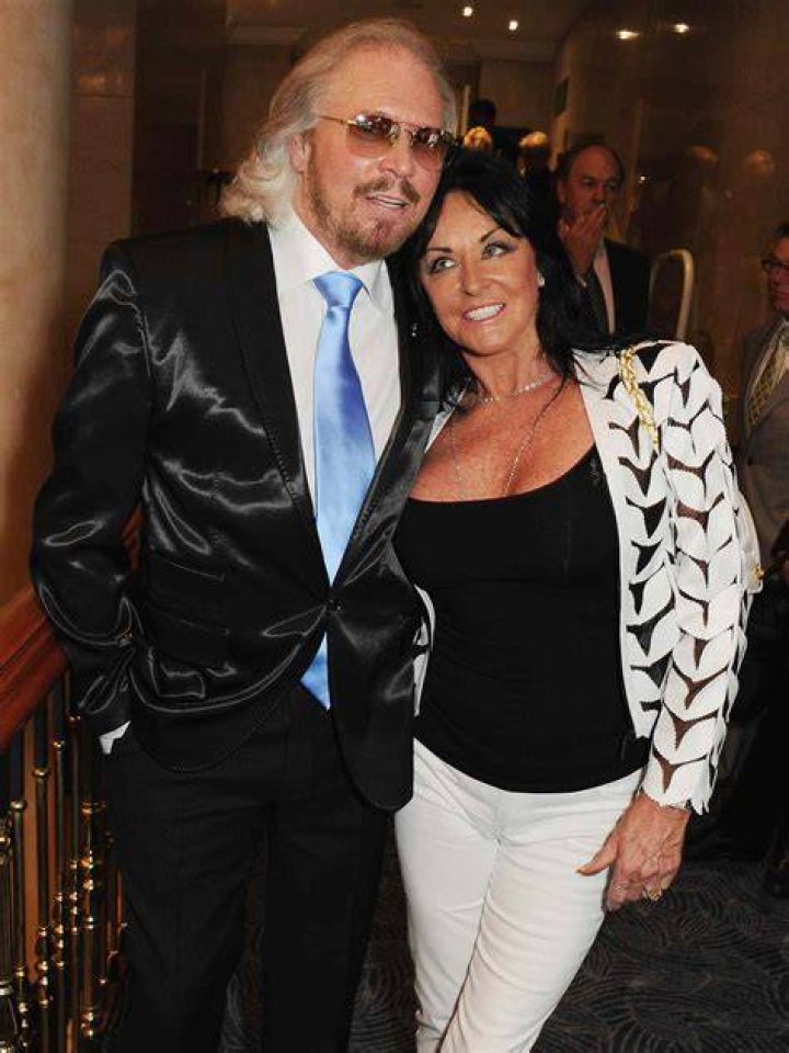 Barry and Linda Gibb Barry gibb, Linda gray, Bee gees