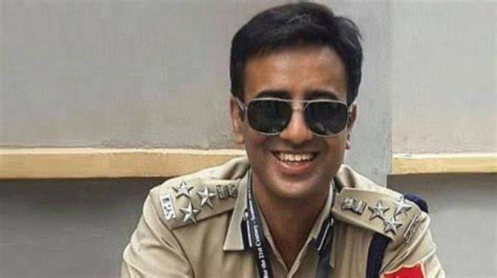 Bihar IPS officer Amit Lodha, who impressed 'Khakee', charged with