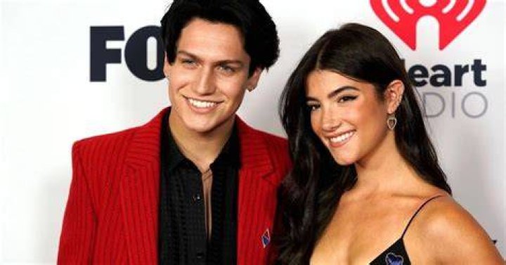 El ex novio de Charli D'Amelio la critica en una nueva canci&oacute;n
