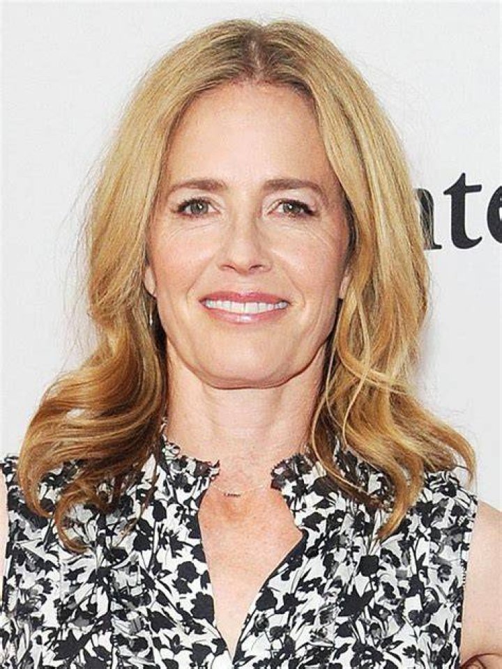 Elisabeth Shue “Battle of the Sexes” Premiere in London 10/07/2017