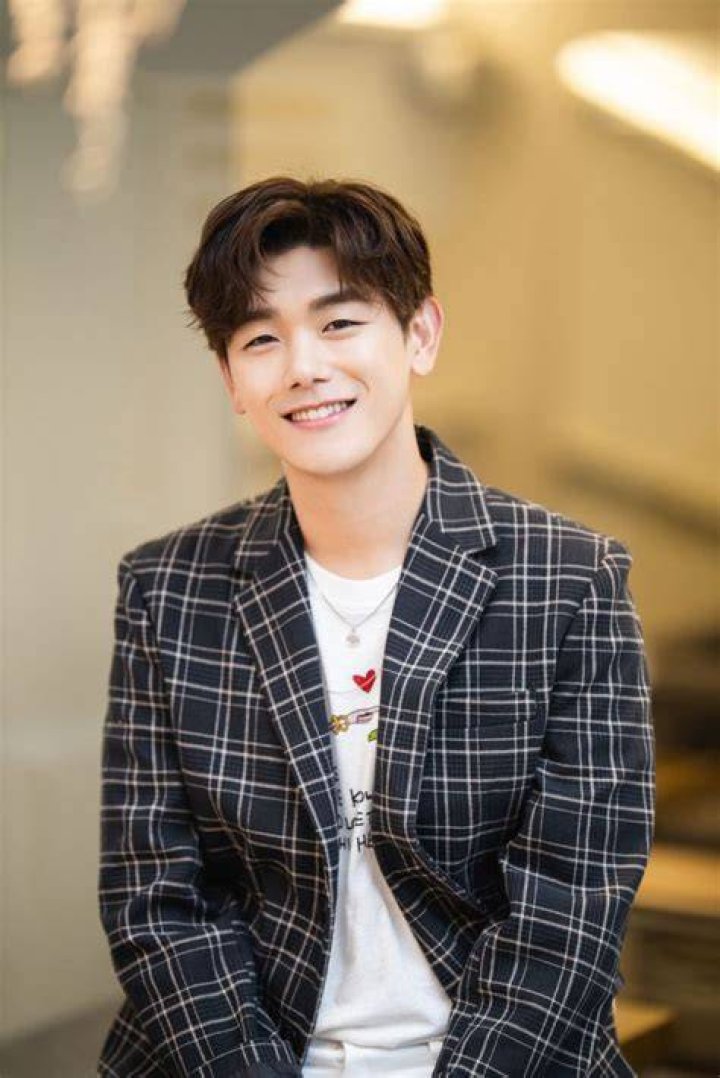 Eric Nam Confirmed To Be Making His Comeback With A Refreshing Summer
