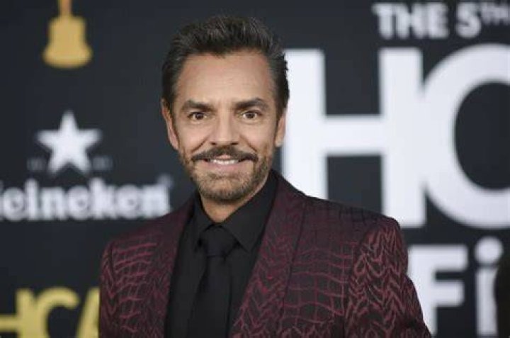 Eugenio Derbez needs surgery after accident, his wife says Los