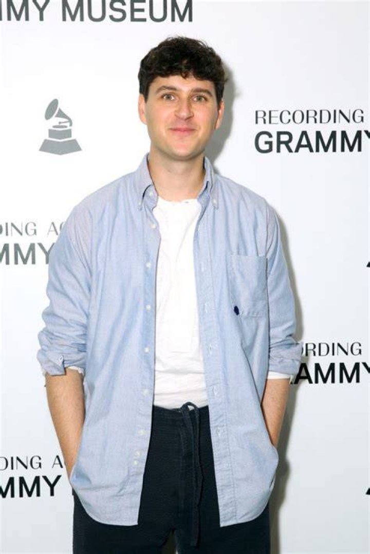 Ezra Koenig Net Worth Wiki, Age, Weight and Height, Relationships