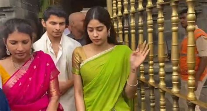 Janhvi Kapoor Visits Tirupathi Temple With Shikhar Pahariya On His