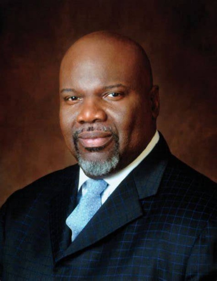 June 9, 1957 Pastor T. D. Jakes Born in South Charleston West
