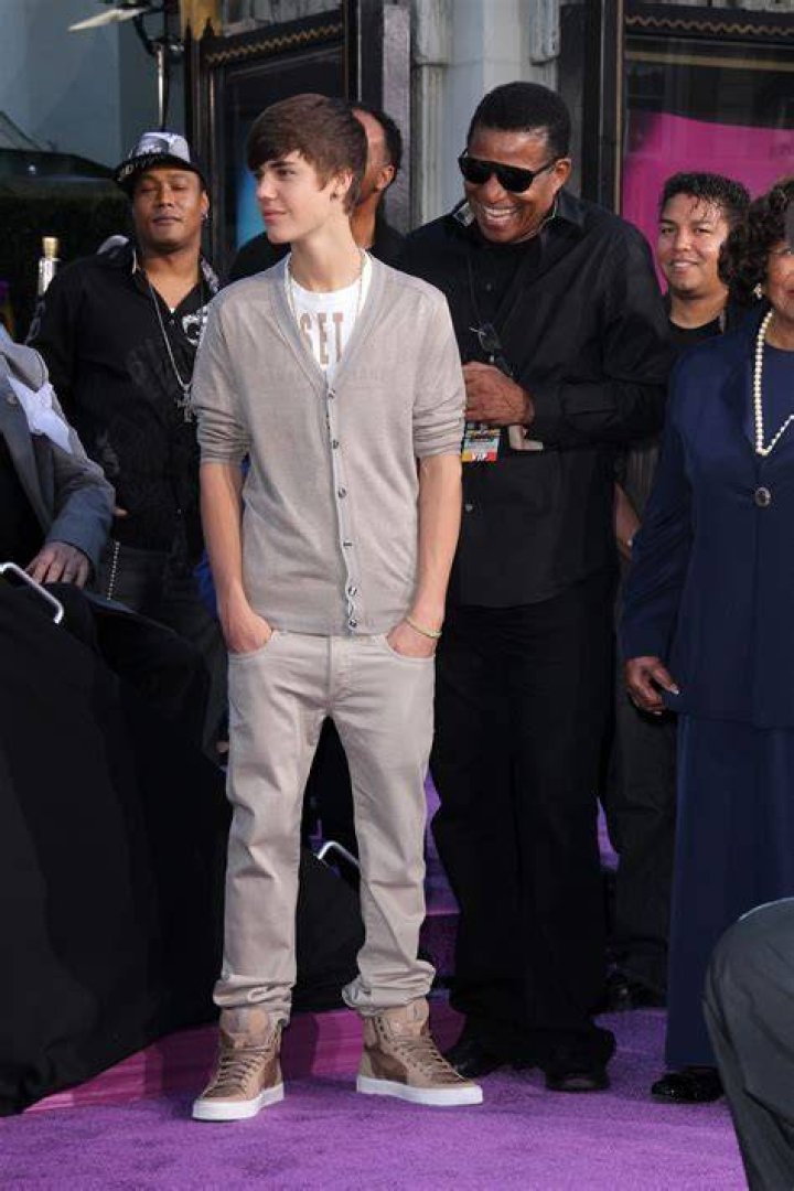 Justin Bieber's Height: Unlocking The Mystery