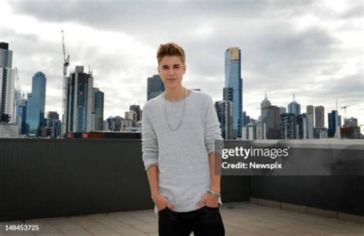 Justin Bieber's mom says singer 'always wanted to be a dad' on sweet
