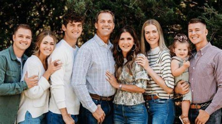 Kristi Noem family, husband, children, parents, siblings