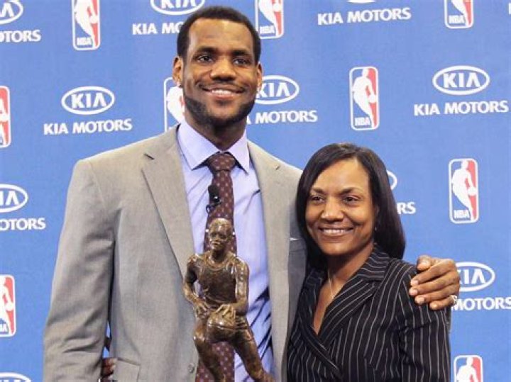 LeBron James&rsquo; Mom Gloria Raised Global Icon as a Single Mother Fanbuzz