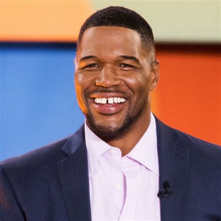 Michael Strahan's exwife arrested for violating her exgirlfriend's