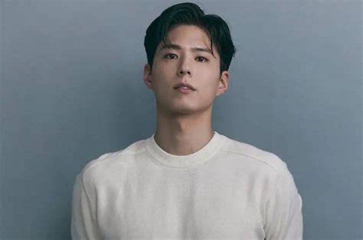 Park Bo Gum age is 27