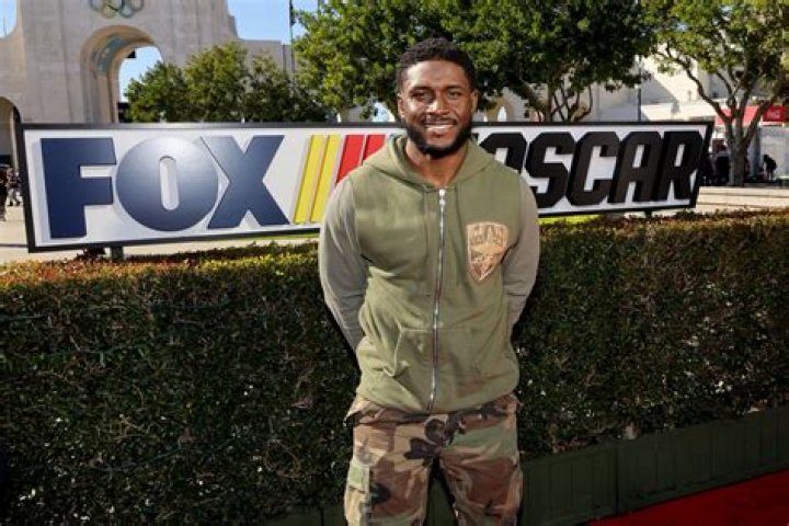Reggie Bush Net Worth 2023 How Much Is The NFL Icon Worth?