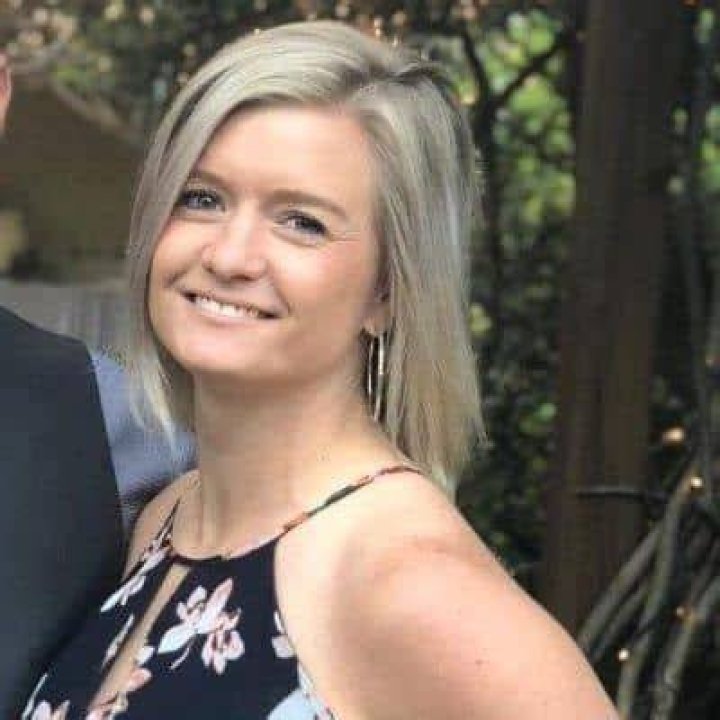 Sarah Mattox Roach Net Worth 2022, Salary, Height, Bio, Family, Wiki