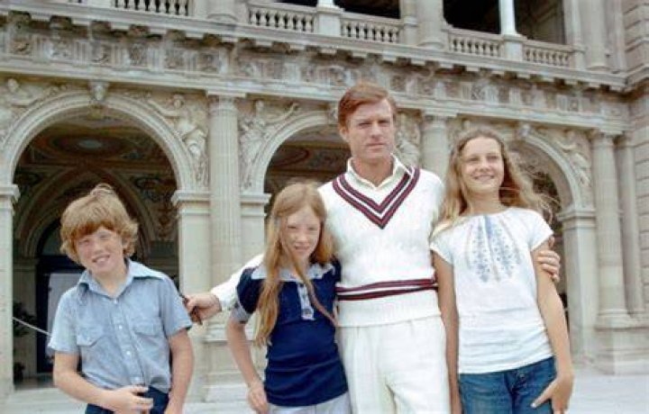 Scott Bakula&rsquo;s Four Children Are All Grown Up &mdash; Meet Them