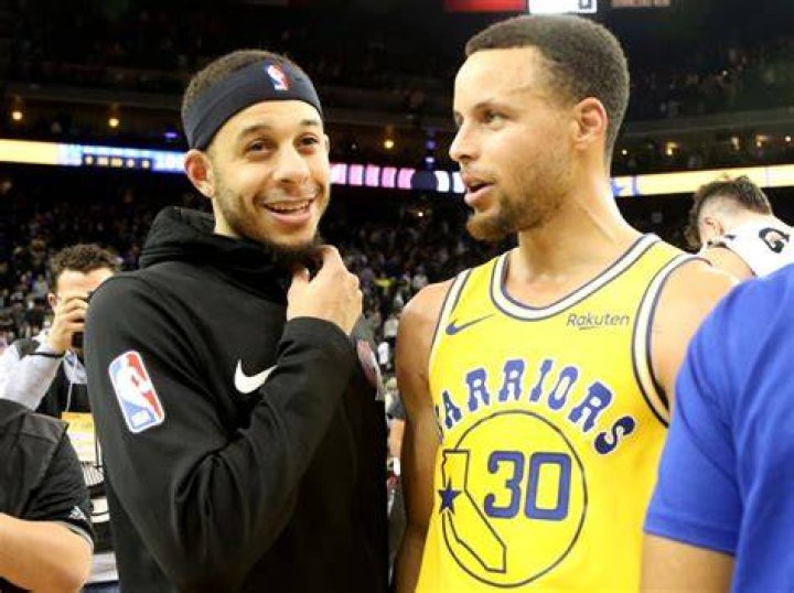 Steph Curry vs. Seth Curry From driveway battles to NBA playoffs
