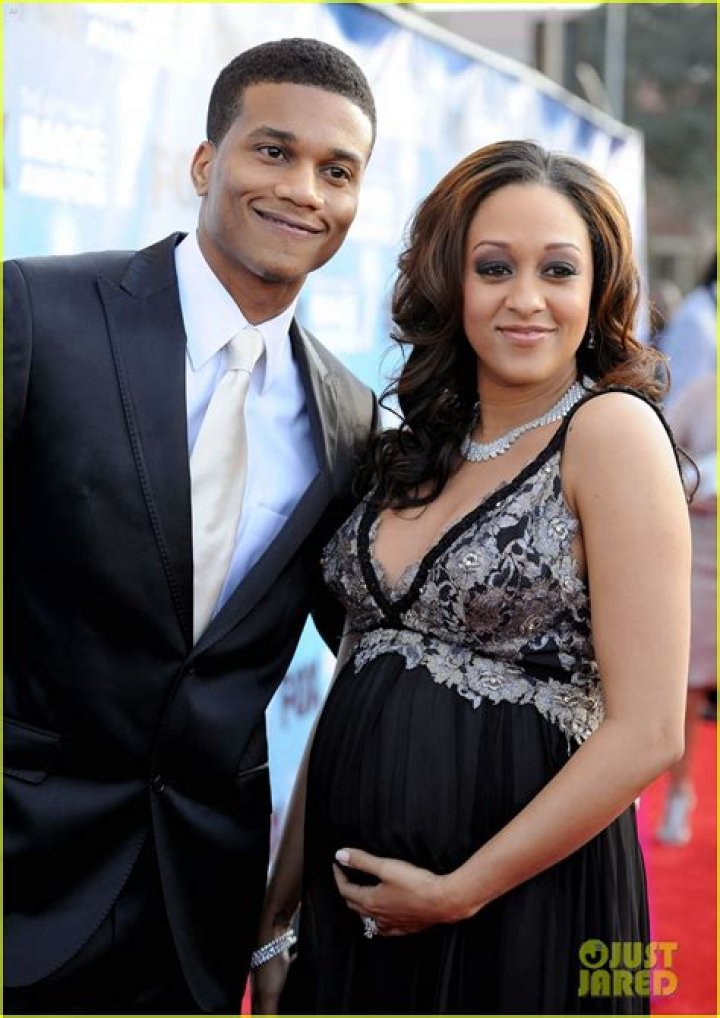 Tia Mowry Announces Divorce From Husband Of 14 Years TrendRadars