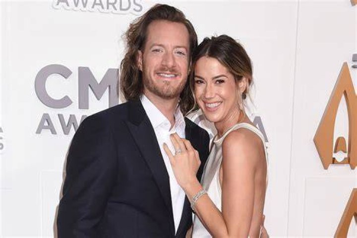 Tyler Hubbard Reunites with Family After Testing Negative for COVID