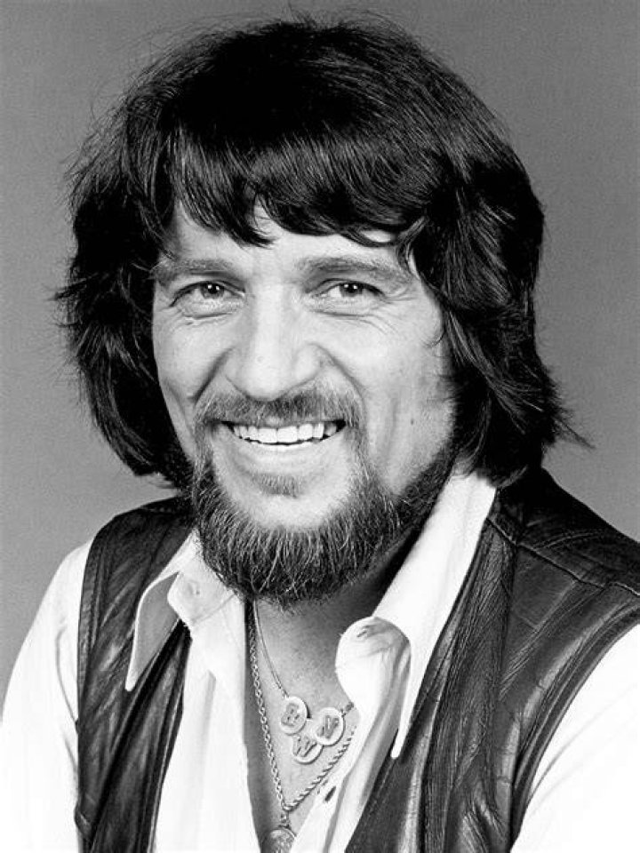 Waylon Jennings and Family by Ken Settle Best country music, Famous