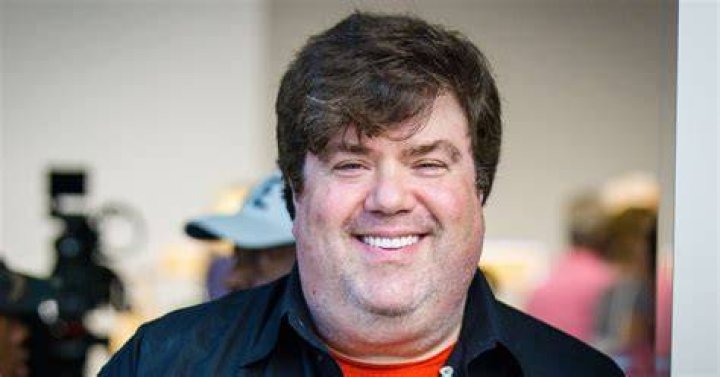 What exactly did Dan Schneider do to kids on his tv shows? Celebria