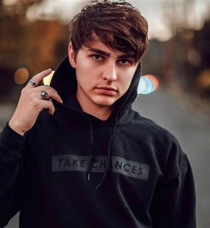 Who is Colby Brock? Wiki Biography, Age, Girlfriend, Net Worth