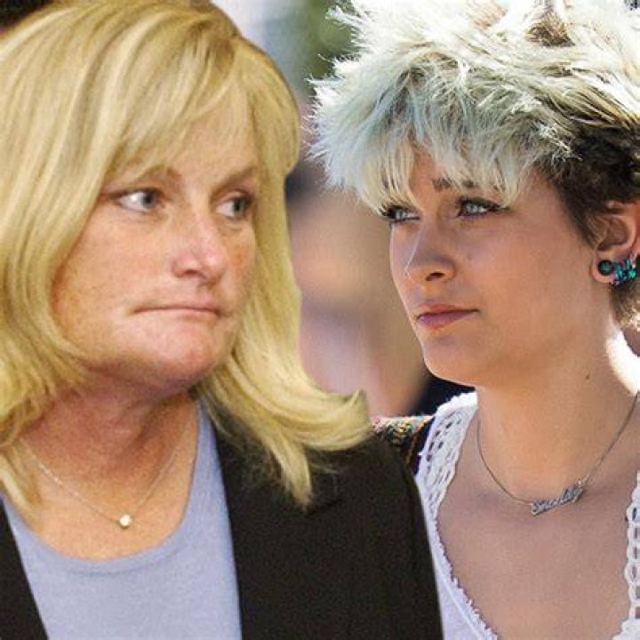 Who is Paris Jackson&rsquo;s mom Debbie Rowe? The Irish Sun
