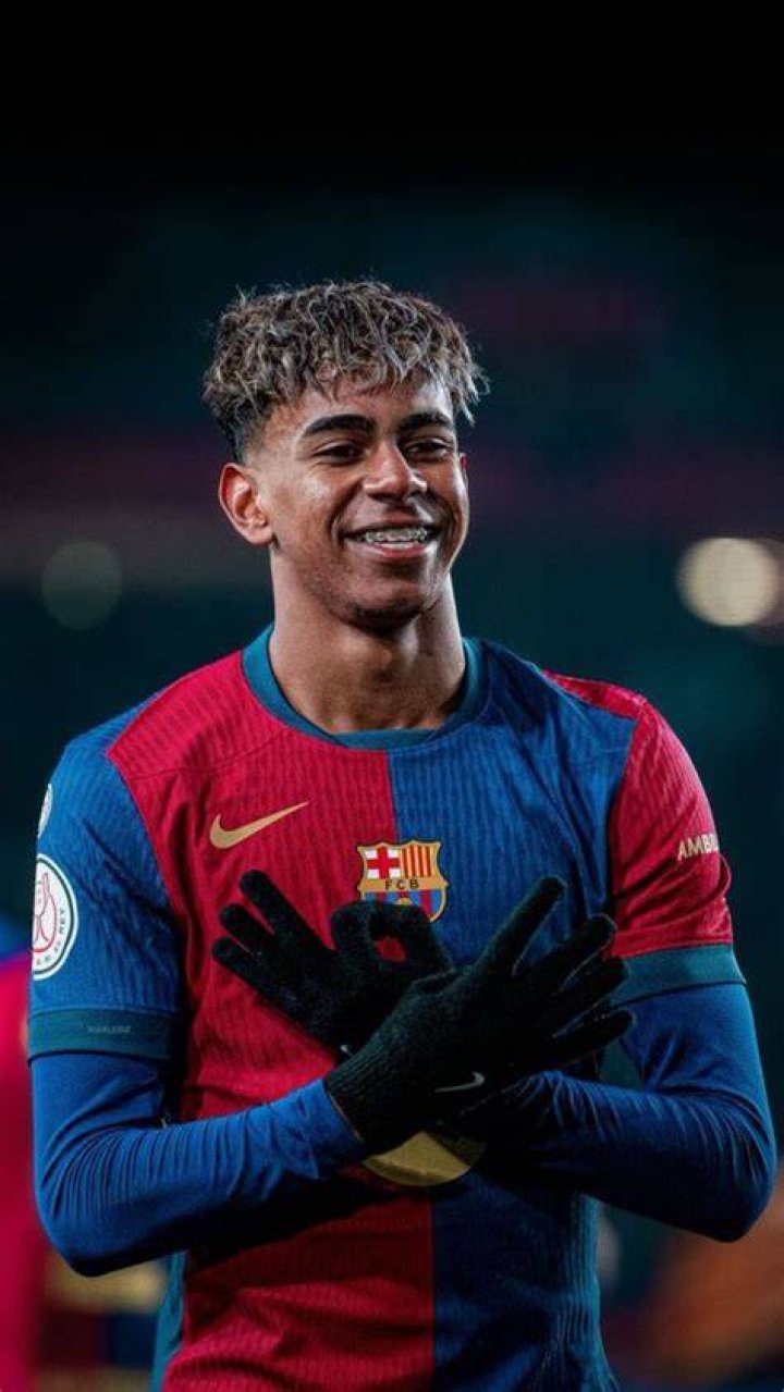 Who is YAMIN YAMAL THE FEATURE STAR OF BARCELONAS ACADAMY BOY YouTube